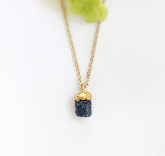 Raw Sapphire Necklace, Raw Stone Pendant, Raw Gemstone Necklace, September Birthstone Necklace, Blue Stone Boho Necklace, Gold Boho Necklace