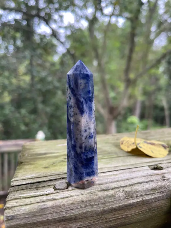 Sodalite Crystal Point - Reiki Charged - Powerful Energy - Crystal Generator - Speak Your Truth - Throat Chakra - Increase Metabolism #10