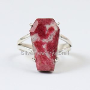 Thulite Ring , 92.5 Sterling Ring , Coffin Gemstone Ring ,Boho Silver Ring, Pink Stone Ring,  Thulite Coffin Ring, Women Rings, Gift For Her | Natural genuine Gemstone rings, simple unique handcrafted gemstone rings. #rings #jewelry #shopping #gift #handmade #fashion #style #affiliate #ad