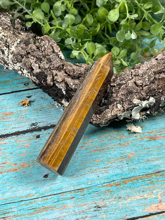 Tiger's Eye Point - Reiki Charged - Powerful Motivational Energy - Courage - Creative - Attracts Money & Good-luck - Tiger Eye - #16