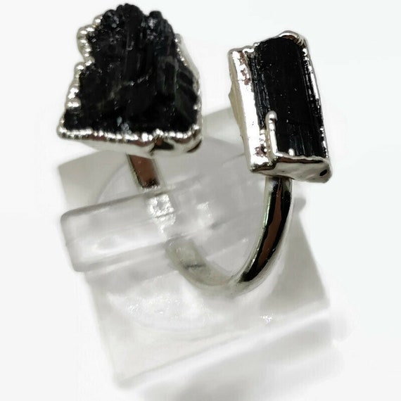 Black Tourmaline Ring / Silver Ring / Black Crystal / Raw Crystal Ring / Raw Dark Black Tourmaline Ring For Women