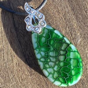 Dragons Vien Fire Agate Healing Stone Necklace! Dragons Vien Fire Agate Healing Stone Necklace!