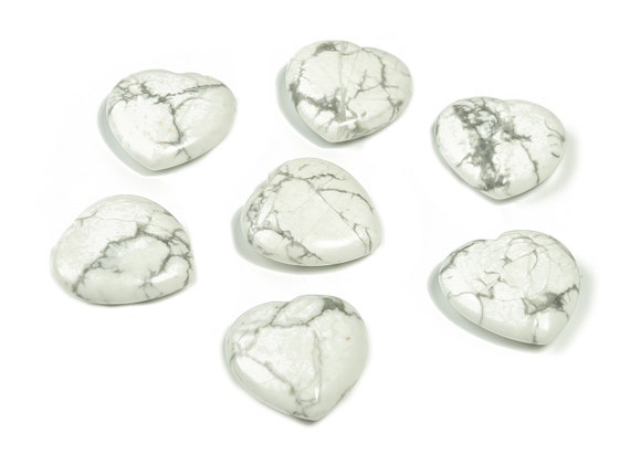 Howlite Heart Gemstone – Howlite Gemstone – Natural Howlite Heart - Healing Crystals - 3cm - He1180