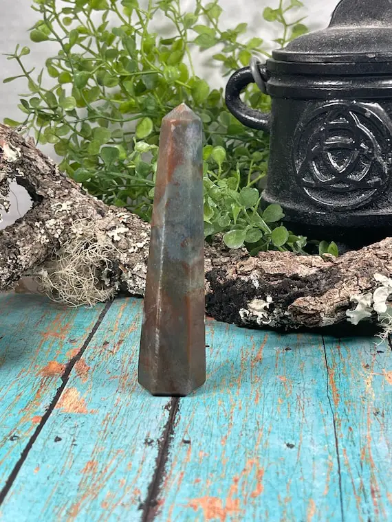 Moss Agate Point - Reiki Charged - Powerful Reiki Energy - Nature Spirits - Earth Energy - New Beginnings - Birthing Crystal #30