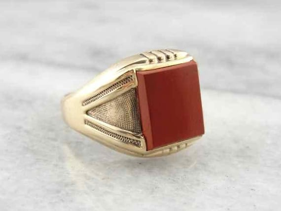 Men's Red Jasper And Vintage Gold Ring 4eh58c-d