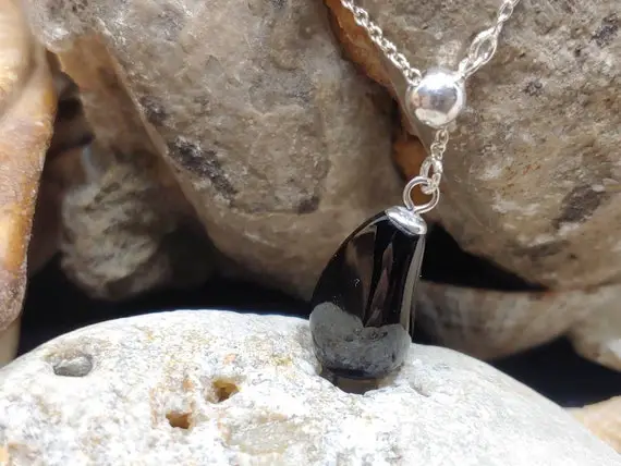 Unique Handmade Asturian Jet Pendant, 100% Natural, With Drop Shape And Sterling Silver --- Free Worldwide Shipping