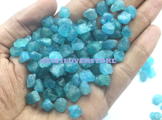 Neon Apatite Rough Size 8-10 Mm Loose Gemstone 25 Pieces Rare Quality Natural Neon Blue Apatite Crystal For Raw Stone Jewelry Wholesale Raw