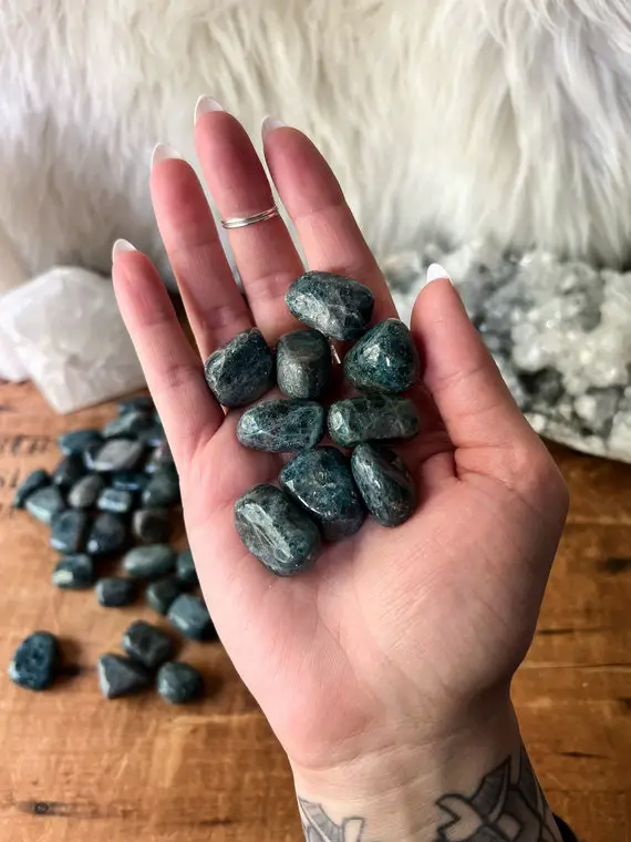 Blue Apatite Tumbled Stones - Blue Apatite Crystal  - Pocket Stones - Healing Crystals - Tumbled Gemstone - Communication Stone