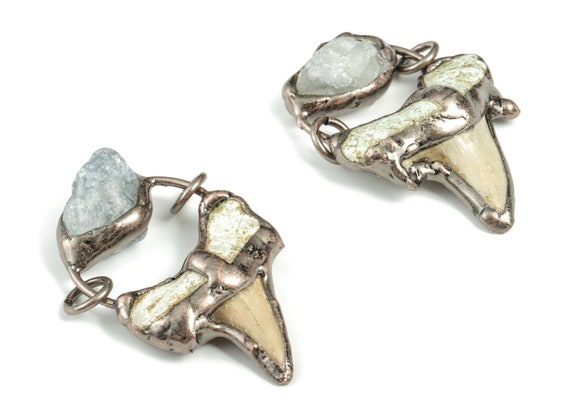 Celestite Jewelry Earring Charms – White Crystal - Bird Peak Pendant - Jewelry Making Supplies –average Size - 64.02x28.67x12.17m - Ns1320