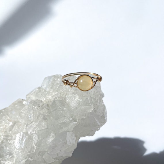 Honey Calcite Ring, Honey Calcite Wire Wrapped Ring, Honey Calcite Jewelry, Crystal Ring, Wire Ring, Handmade Ring