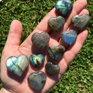 Labradorite Heart (Small) - Labradorite Stone Heart - Healing Crystals and Stones - Third Eye Chakra - Polished Labradorite Heart Stone