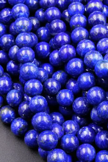 Lapis Lazuli Meaning and Properties | Beadage