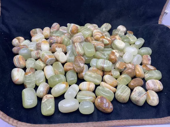 Green Onyx Tumbles Stone, Green Banded Onyx Palmstone,green Onyx Tumbled ,green Onyx Pocket Stone, Banded Onyx Healing Crystals,