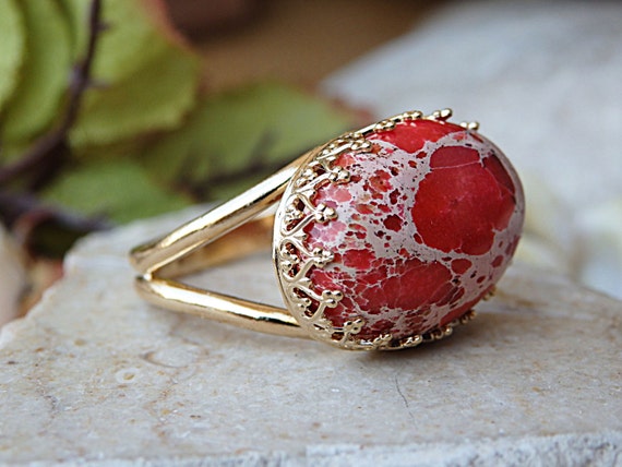 Red Jasper Ring, Red Gemstone Ring, Gold Filled Ring, Gold Oval Gemstone Ring, Women's Gold Statement Ring,jasper Stone Jewelry.organic Ring