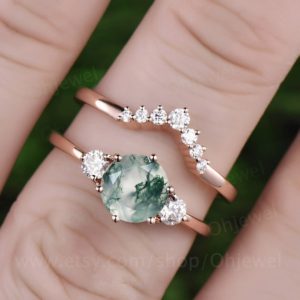 Round moss agate ring set vintage moss agate engagement ring set rose gold moissanite ring set three stone ring bridal ring set for women | Natural genuine Moss Agate rings, simple unique alternative gemstone engagement rings. #rings #jewelry #bridal #wedding #jewelryaccessories #engagementrings #weddingideas #affiliate #ad