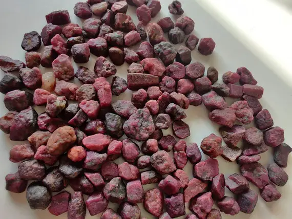 100% Natural Red Ruby Rough, Ruby Rough Stone, Ruby Gemstone,african Rough Raw Gemstones,5 Pieces Lot,5-9 Mm