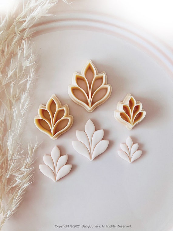Embossed Autumn Leaf Polymer Clay Cutter: Short Fondant Tool