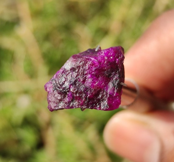 Sugilite Raw Crystal - Sugilite Crystal Stone - Sugilite Cabochon - Sugilite Crystal Rock - Sugilite In Manganese - Sugilite Pendant