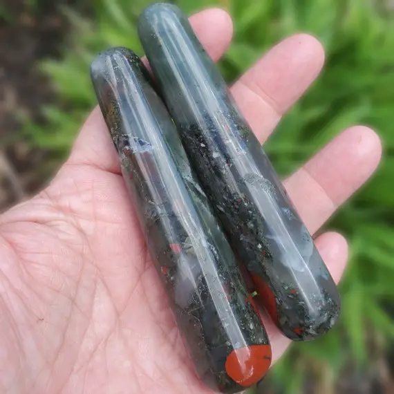 Bloodstone Crystal Wand For Reiki Massage, Sacral Chakra Healing Wand, Wand For Positive Energy, Bloodstone For Grounding And Centering