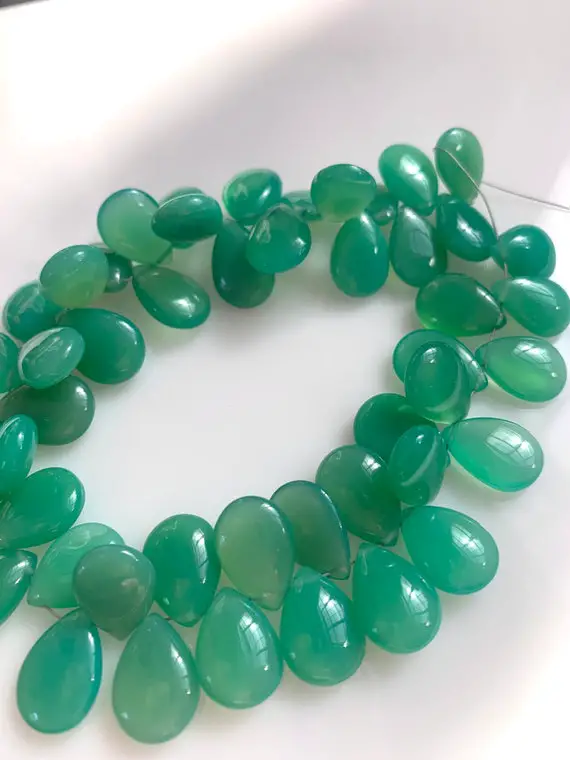 Chrysoprase Colored Chalcedony Flat Drops