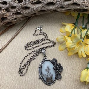 Dendritic Agate Necklace | Natural genuine Dendritic Agate necklaces. Buy crystal jewelry, handmade handcrafted artisan jewelry for women.  Unique handmade gift ideas. #jewelry #beadednecklaces #beadedjewelry #gift #shopping #handmadejewelry #fashion #style #product #necklaces #affiliate #ad