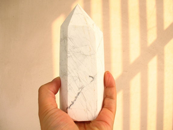 Large Howlite Crystal Tower Point Natural Howlite Tower Howlite Obelisk Gemstone Tower Point Healing Crystal (6.3'' High- 2 Lb)