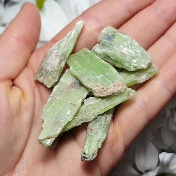 Green Kyanite / Orange Kyanite / Green Kyanite / Green Kyanite Stone / Kyanite Crystal / Kyanite Green / Kyanite Orange / Kyanite Stone