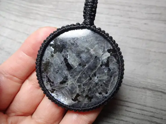 Huge Black Labradorite Larvikite Macrame Necklace, Round Stone Macrame Pendant Necklace, Gemstone Pendants, Handmade Jewelry Gift For Him