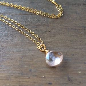 Natural Morganite pendant, gold chain necklace, pale pink gemstone, tiny charm, small jewelry. | Natural genuine Gemstone jewelry. Buy crystal jewelry, handmade handcrafted artisan jewelry for women.  Unique handmade gift ideas. #jewelry #beadedjewelry #beadedjewelry #gift #shopping #handmadejewelry #fashion #style #product #jewelry #affiliate #ad