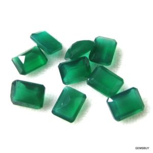 Shop Onyx Shapes! 1 pieces 9x11mm Green Octagon Faceted Octagon Loose Gemstone, Green ONYX Octagon Faceted Shape AAA Quality gemstone….. | Natural genuine stones & crystals in various shapes & sizes. Buy raw cut, tumbled, or polished gemstones for making jewelry or crystal healing energy vibration raising reiki stones. #crystals #gemstones #crystalhealing #crystalsandgemstones #energyhealing #affiliate #ad