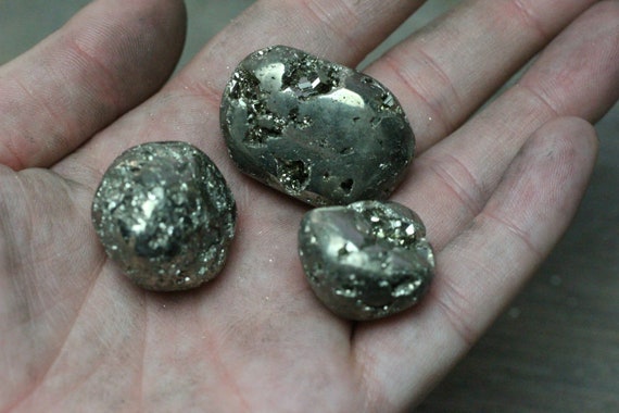 Pyrite 0.75 Inch + Tumbled Stone T276