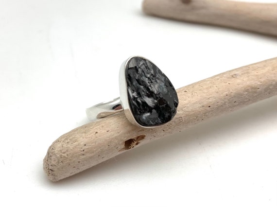 Raw Black Tourmaline Ring Size 7 - Black Tourmaline Organic Ring 15mm - Silver 925