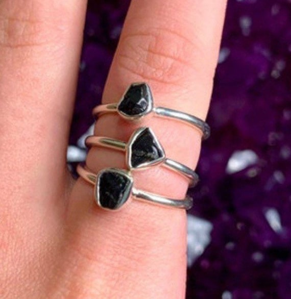 Rough Shungite Sterling Silver Ring, Stackable Ring, Rough Crystal Jewelry, Root Chakra, Rough Stone Ring, Protection Stone, Grounding Stone