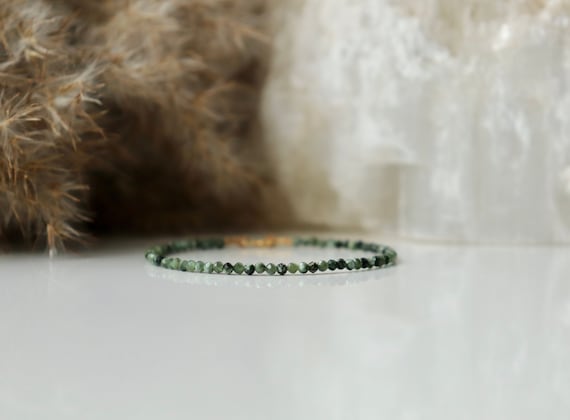 Green Seraphinite Bracelet, Bracelet Femme, 2mm Green Sheen Gemstone Bracelet, Delicate Seraphinite Jewelry, Delicate Womens Bracelet