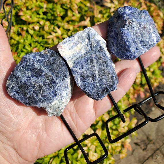 Sodalite Mini Pins - Sodalite  - Rough Sodalite  - Sodalite Rough Chunk On Stand - Sodalite Stone - Throat Chakra Stone - Intuition Stone
