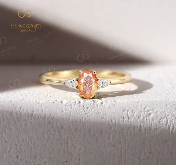Vintage Sunstone Engagement Ring Yellow Gold Ring Oval Shaped Wedding Ring Moissanite Diamond Art Deco Bridal Ring Anniversary Promise Ring