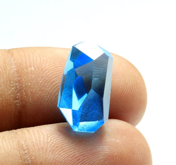 Natural Swiss Blue Topaz Rough Gemstone Blue Topaz Raw Loose Gemstone Pendant Size Blue Topaz Gemstone 16x9x7 Mm 11.50 Carat