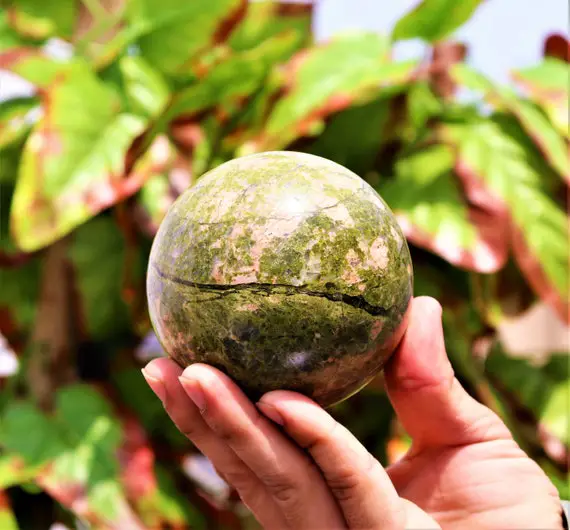 Large 85mm Unakite Jasper Crystal Ball Green And Red Gemstone Sphere For Energy Work Decorative Chakra Stone Thoughtful Metaphysical Gift