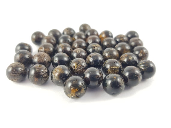 Baltic Amber Beads / 8 Mm Round Amber Beads / Black Color  / With Drilled Hole / Jewelry Making / Genuine Amber Beads  / Jewelry Crafts