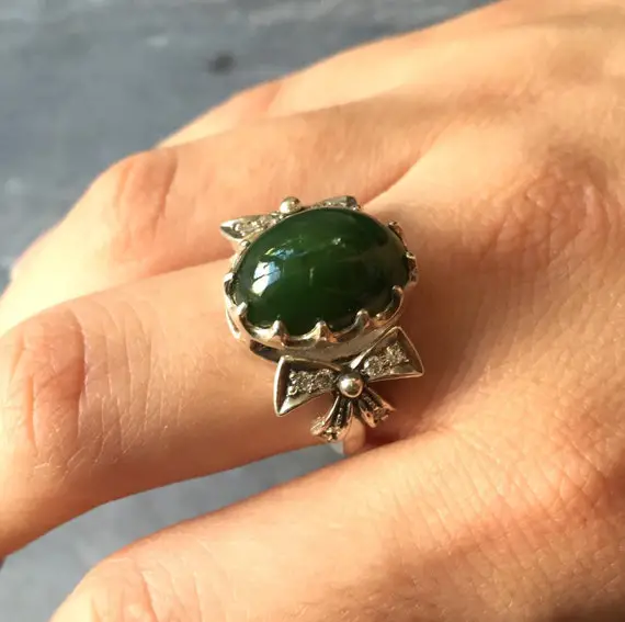 Jade Ring, Natural Jade, August Birthstone, Ribbon Ring, Green Jade Ring, Genuine Jade, Vintage Rings, Jade, Antique Jade, Solid Silver Ring