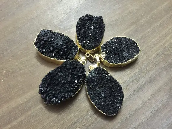 5pcs Black Druzy Quartz Druzy Pendant Wholesale Gold Druzy Pendant Jet Quartz Druzy Geode Pendant Natural Gemstone Pendant Raw Crystal Druzy