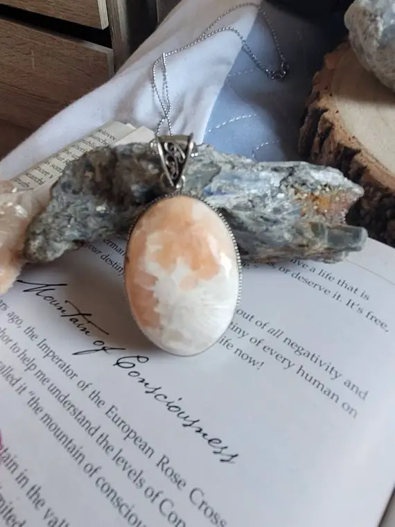 Peach Scolecite Necklace Pendant In 925 Silver Crystal Healing Natural Stone