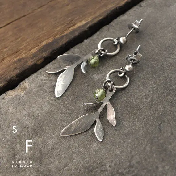 Oxidized Sterling Silver Earrings And Peridot-  Leaf -  Earrings, Studioformood Earrings