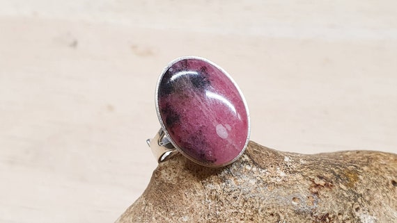 Rhodonite Ring. 925 Sterling Silver. Reiki Jewelry Uk. Taurus Jewelry. Pink Women's Adjustable Ring. Semi Precious Stone Ring. 18x13mm Stone