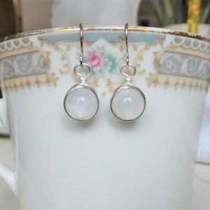 Selenite Drop Earrings , White Crystal Earrings , White Selenite Earrings | Natural genuine Selenite earrings. Buy crystal jewelry, handmade handcrafted artisan jewelry for women.  Unique handmade gift ideas. #jewelry #beadedearrings #beadedjewelry #gift #shopping #handmadejewelry #fashion #style #product #earrings #affiliate #ad