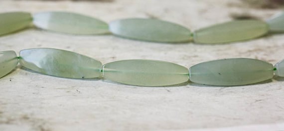 Xl/ New Jade 11x40mm Triangle Oval Beads 16" Strand Natural Nephrite Jade Gemstone Beads For Jewelry Making