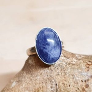 Adjustable simple oval blue Sodalite ring. 925 sterling silver rings for women.  Reiki jewelry uk. 14x10mm semi precious stone | Natural genuine Sodalite rings, simple unique handcrafted gemstone rings. #rings #jewelry #shopping #gift #handmade #fashion #style #affiliate #ad