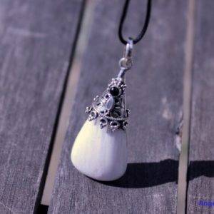 Shop Scolecite Jewelry! women's necklace, Scolécite necklace, appeasement, inner peace, purity, women's accessory, gift idea her, jewelry, Scolécite, stone, white | Natural genuine Scolecite jewelry. Buy crystal jewelry, handmade handcrafted artisan jewelry for women.  Unique handmade gift ideas. #jewelry #beadedjewelry #beadedjewelry #gift #shopping #handmadejewelry #fashion #style #product #jewelry #affiliate #ad