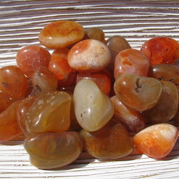 Carnelian Crystal, Carnelian Stone, (1"), Carnelian Gemstone, Healing Crystal, Healing Stone, Grounding Stone, Grounding Crystal, Creativity