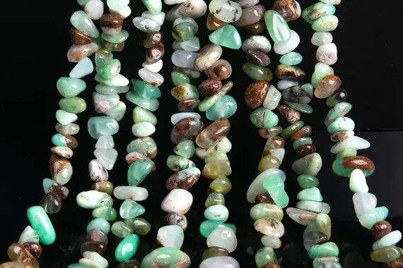 Genuine Natural Chrysoprase / Australian Jade Gemstone Beads 4-10mm Pebble Chips Aaa Quality Beads (108376)